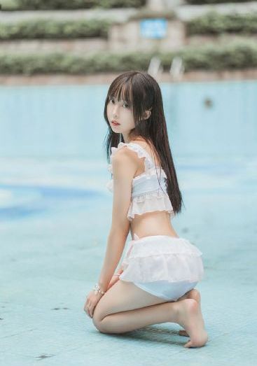 裸体女囚bd在线观看